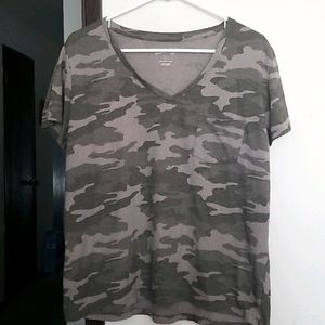 🌴Camouflage tshirt🌴